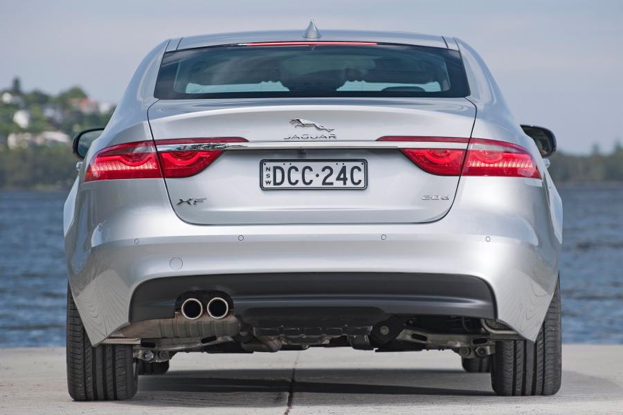  Jaguar XF Prestige 2016 года  (AU) (фото 11 из 23)